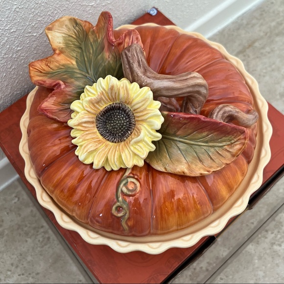 Cracker Barrel Bountiful Harvest Sunflower Pumpkin Pie Plate - Picture 11 of 13